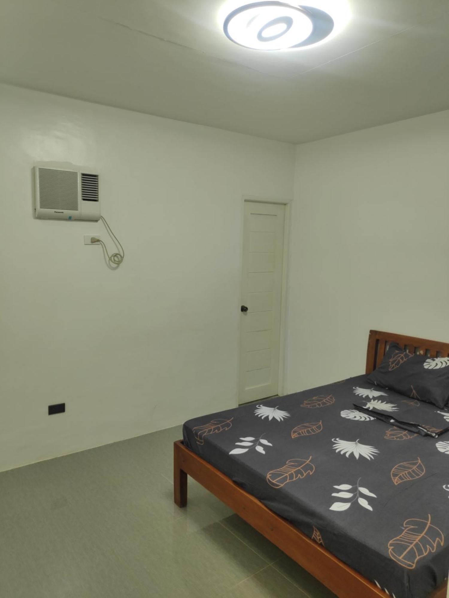 Tagaytay Staycation By Naya And Darla W Free Swimming Pool, Wifi & Netflix Tagaytay City Zewnętrze zdjęcie
