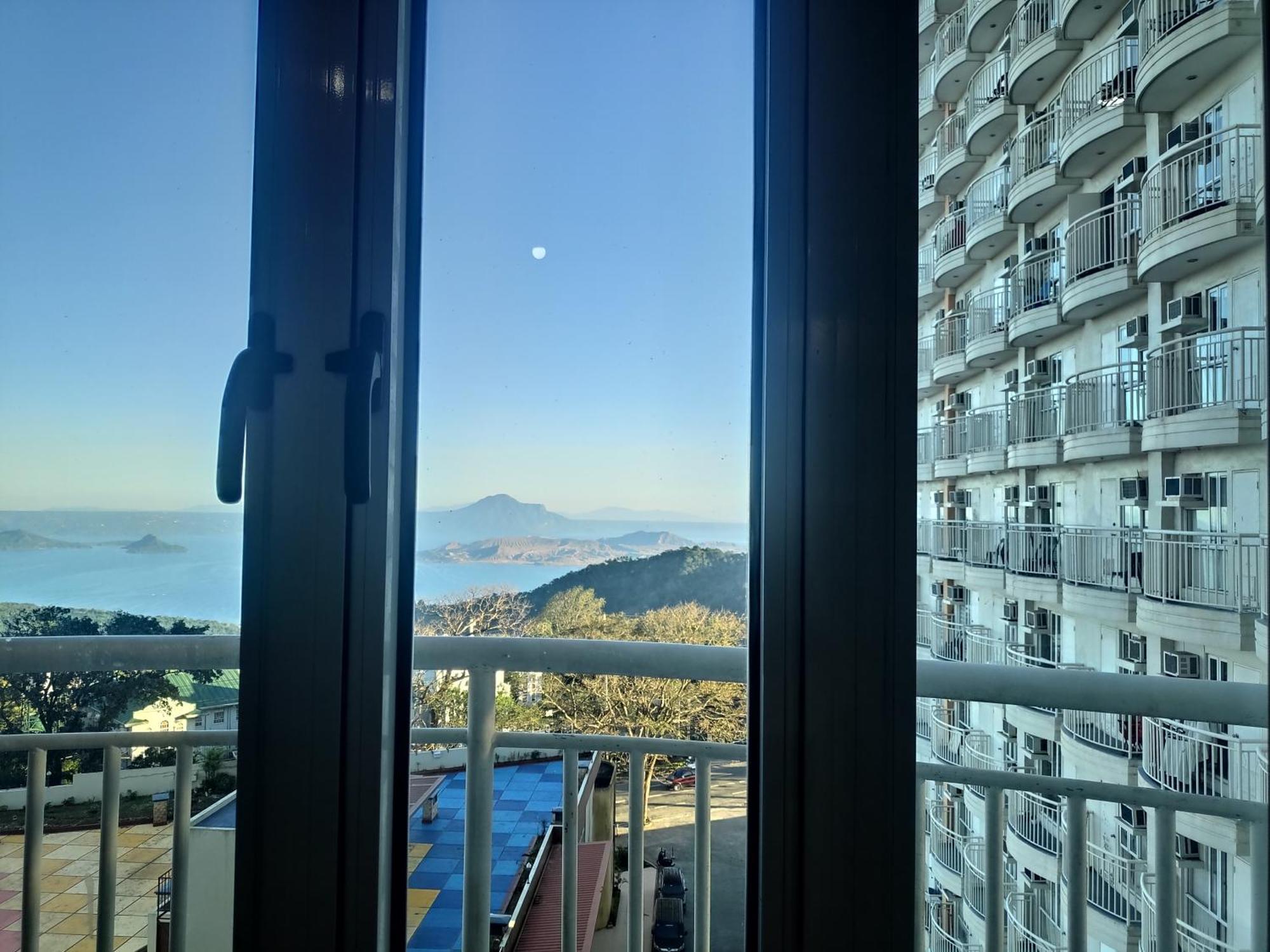Tagaytay Staycation By Naya And Darla W Free Swimming Pool, Wifi & Netflix Tagaytay City Zewnętrze zdjęcie
