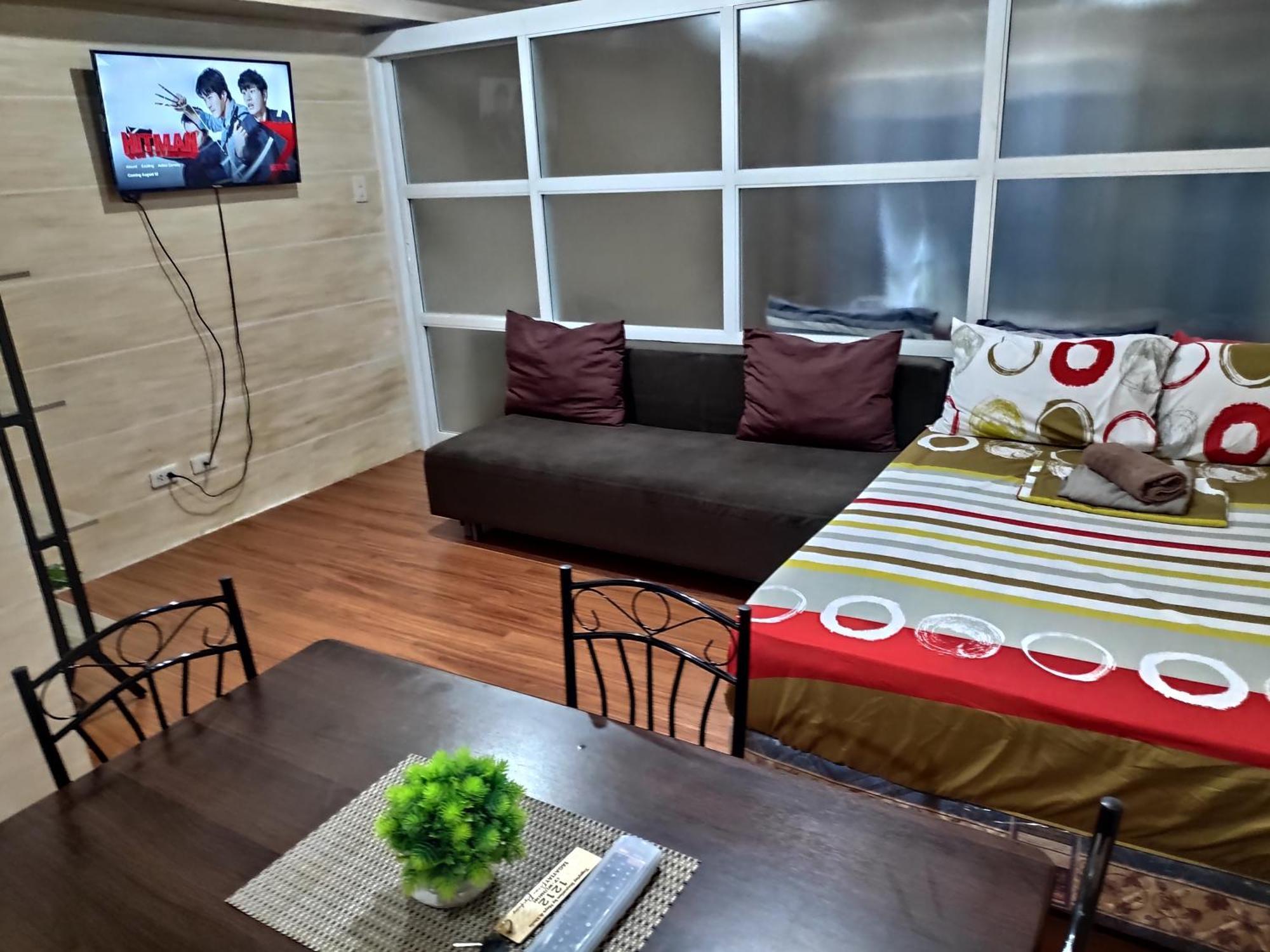Tagaytay Staycation By Naya And Darla W Free Swimming Pool, Wifi & Netflix Tagaytay City Zewnętrze zdjęcie