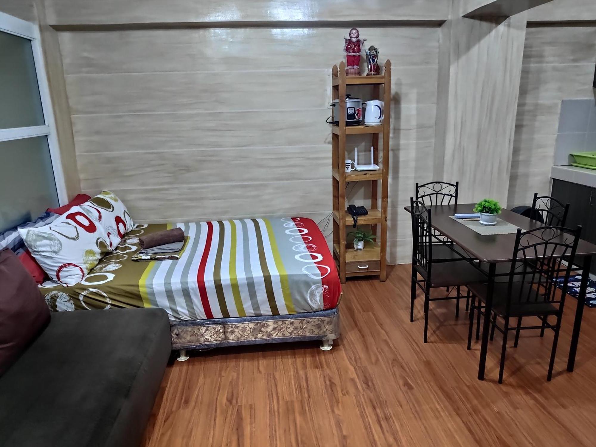Tagaytay Staycation By Naya And Darla W Free Swimming Pool, Wifi & Netflix Tagaytay City Zewnętrze zdjęcie