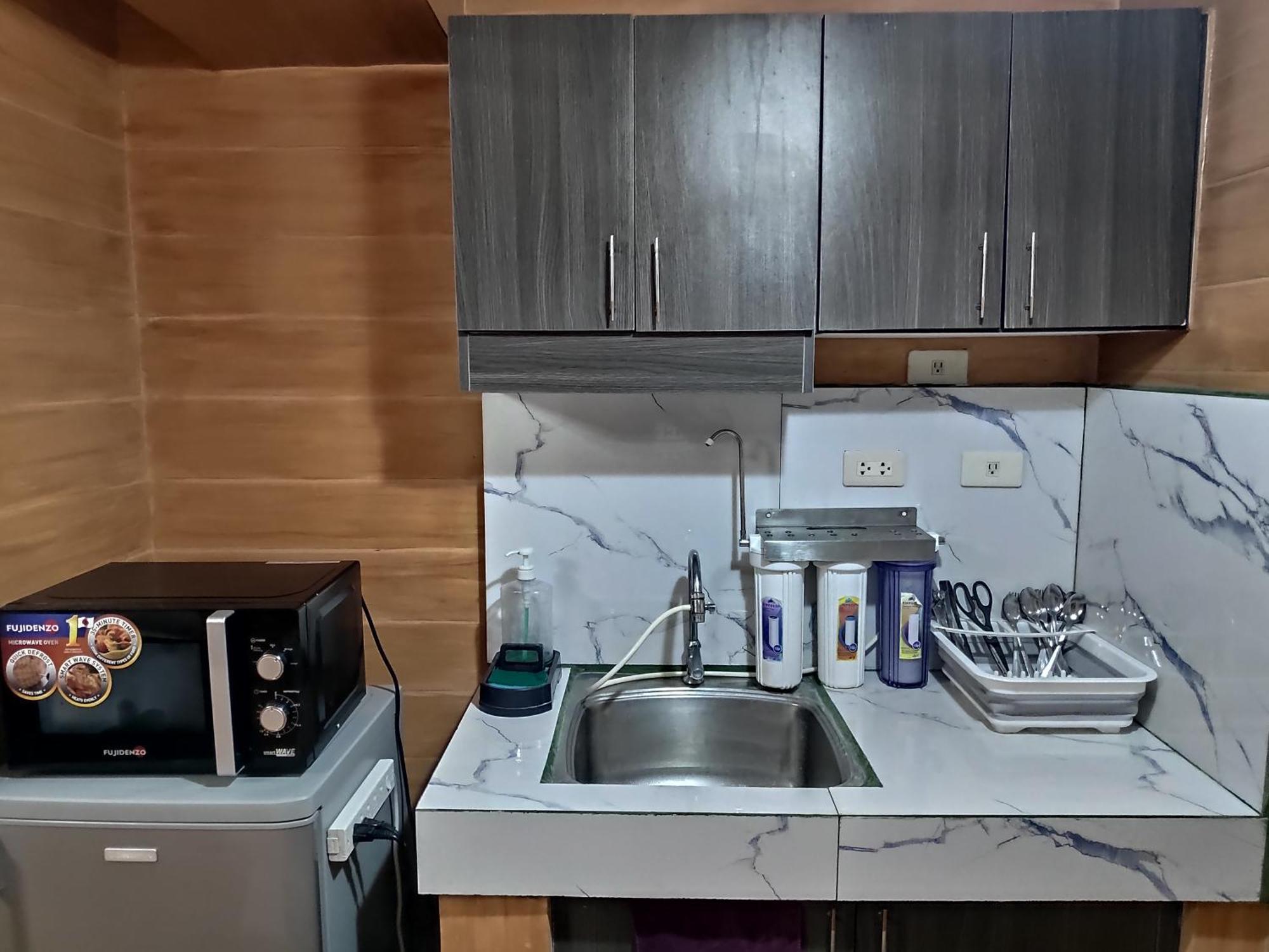 Tagaytay Staycation By Naya And Darla W Free Swimming Pool, Wifi & Netflix Tagaytay City Zewnętrze zdjęcie