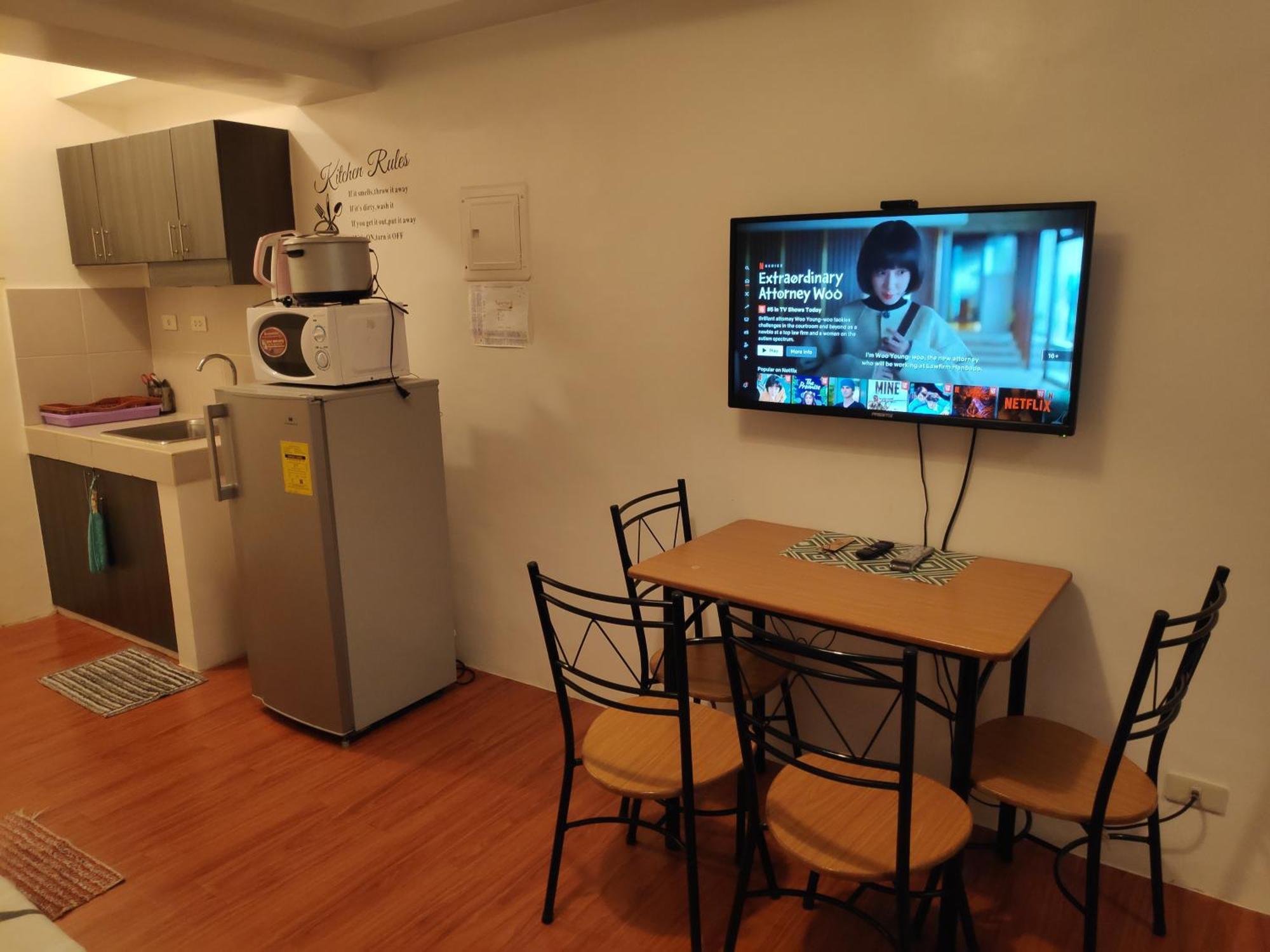 Tagaytay Staycation By Naya And Darla W Free Swimming Pool, Wifi & Netflix Tagaytay City Zewnętrze zdjęcie