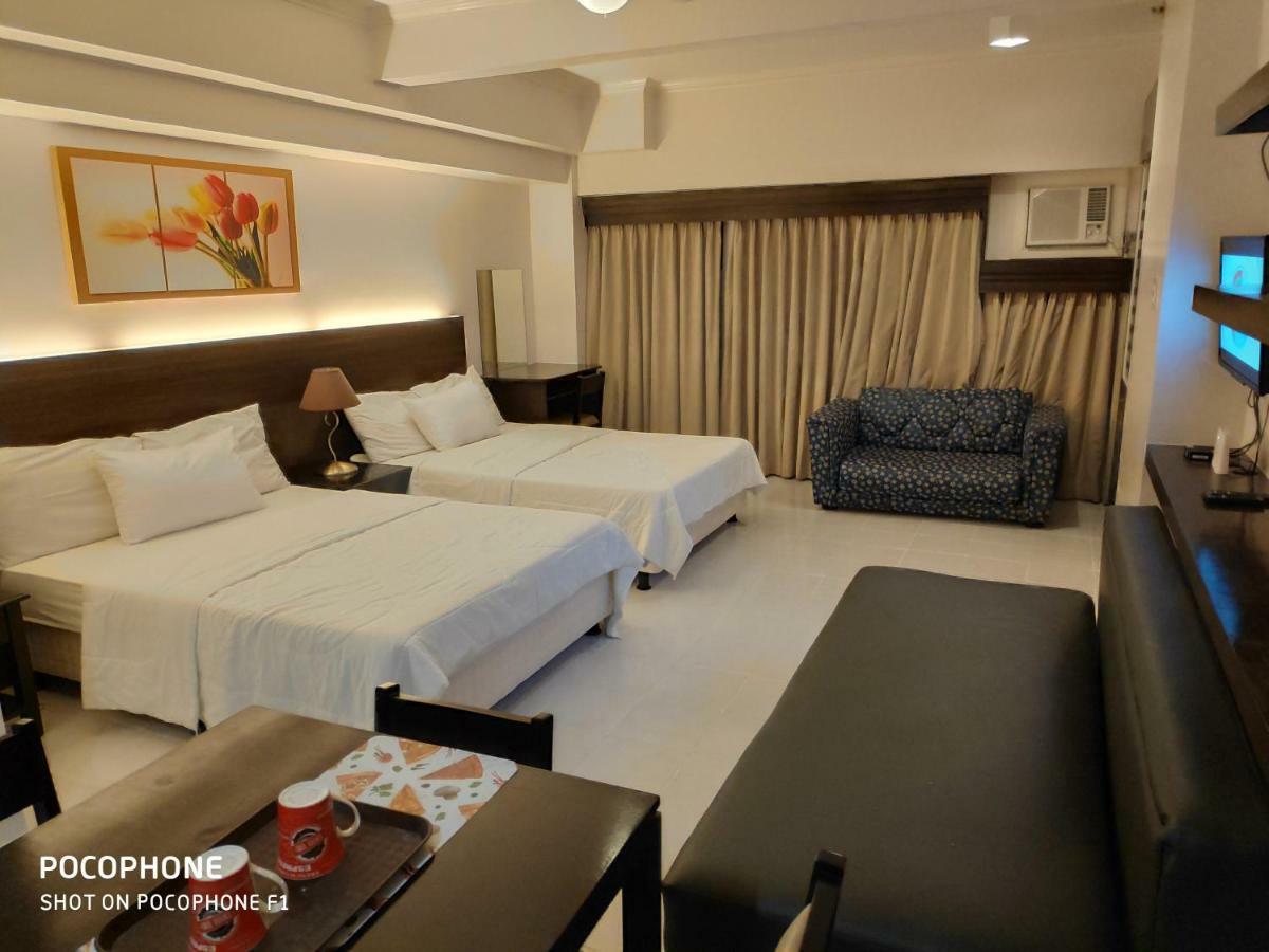 Tagaytay Staycation By Naya And Darla W Free Swimming Pool, Wifi & Netflix Tagaytay City Zewnętrze zdjęcie